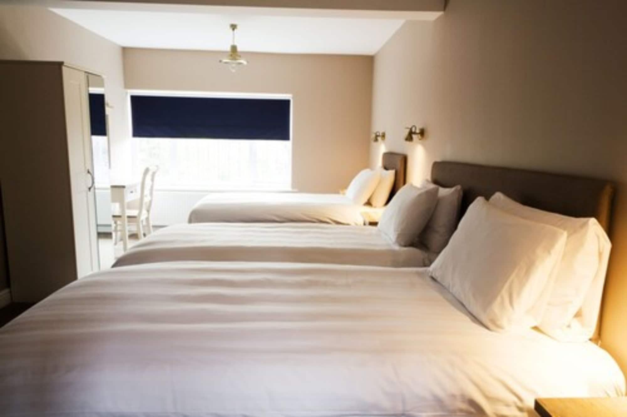 Rye Court Hotel High Wycombe Extérieur photo
