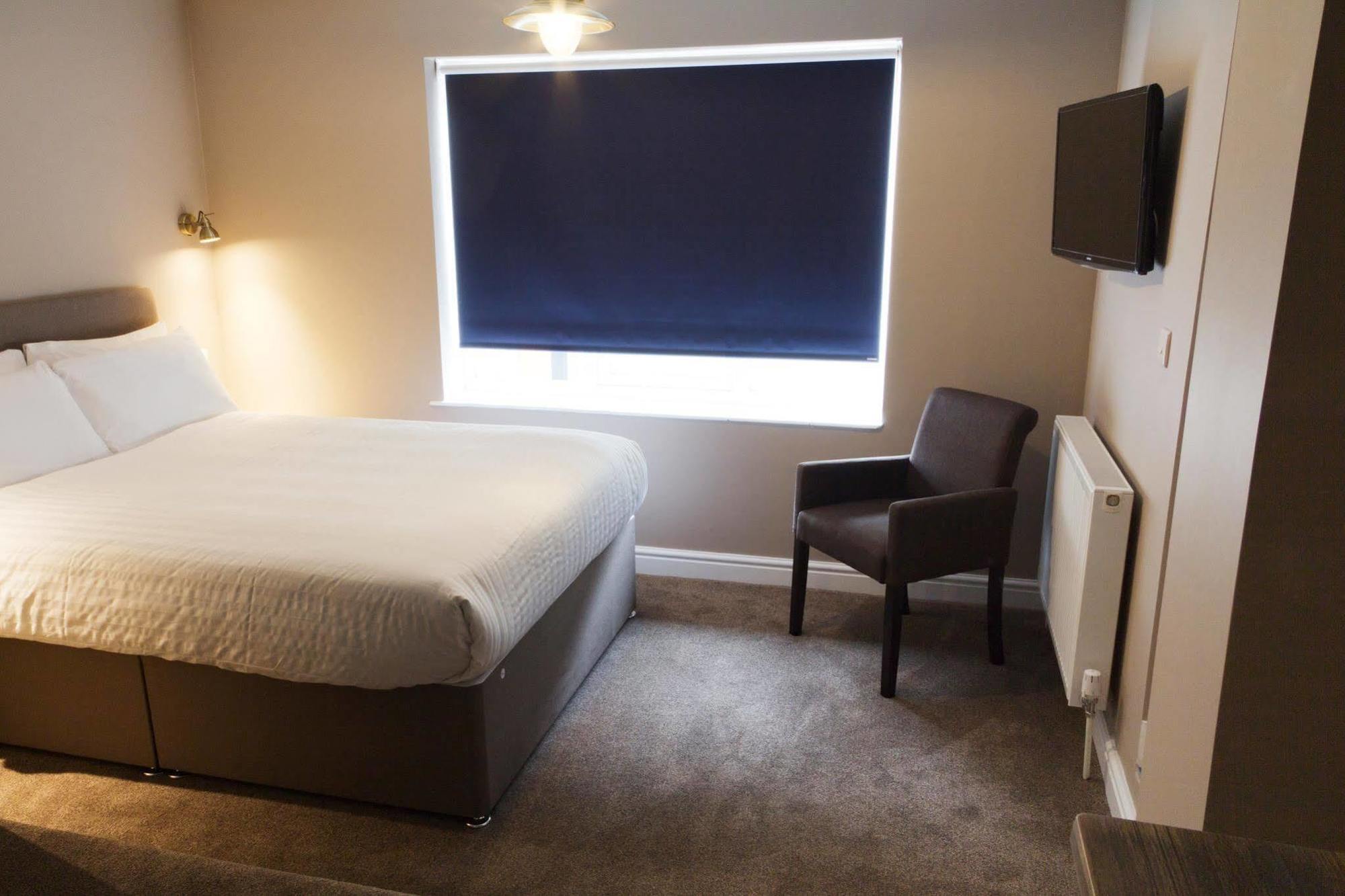 Rye Court Hotel High Wycombe Extérieur photo